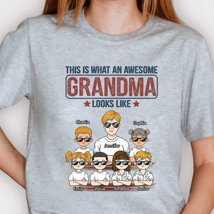 This Is What An Awesome Grandma Looks Like - Personalized Unisex T-shirt, Hoodie, Sweatshirt - Gift For Grandma, Grandparents